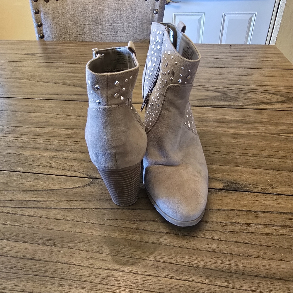 Beaded tan boots